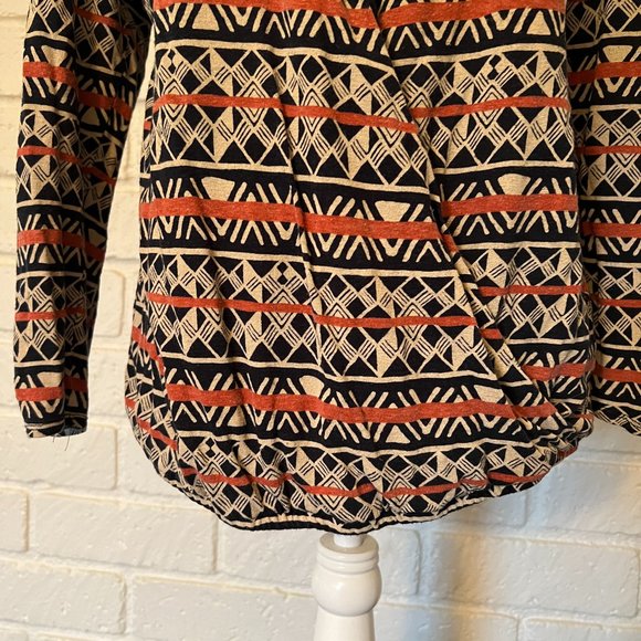 Lucky Brand Multi Colored Aztec print wrap top with 3/4 ruched sleeves - Picture 4 of 6